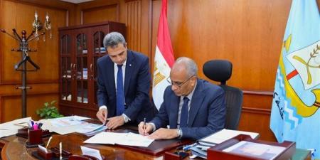 محافظ كفر الشيخ يعتمد نتيجة الدور الثانى للشهادة الإعدادية بنسبة نجاح 90.03%
