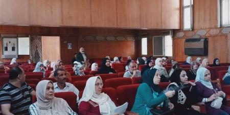 إعلام الشرقية يعقد ندوة عن الأخطار السلبية لمواقع التواصل الاجتماعي