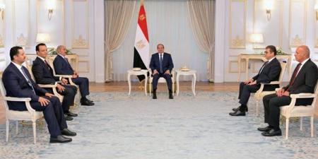 الرئيس السيسي يستقبل خليفة حفتر بحضور رئيس المخابرات العامة (فيديو)