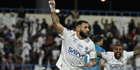 بقيادة بنزيما وراموس، نجوم عالميون بدون نادٍ بعد غلق باب الانتقالات