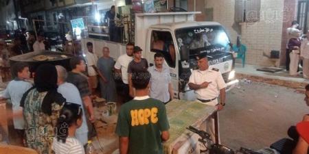 مرسى مطروح تواصل حملات رفع الإشغالات المخالفة بالكورنيش الشرقي