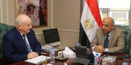 وزير الكهرباء يتابع تجهيزات استقبال الوقود النووي بمحطة الضبعة