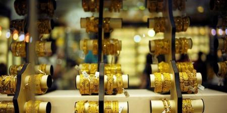 تراجع أسعار الذهب في الإمارات اليوم الإثنين