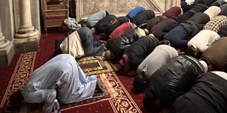 موعد أذان العشاء اليوم الإثنين 28 - 9 - 2026 في القاهرة والمحافظات