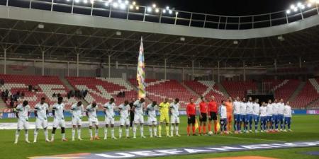 الغارديان: قائد المنتخب الإسرائيلي يهاجم المنتخب الأيرلندي: “بلدنا أفضل من أيرلندا بعشر مرات”