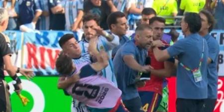 إلغاء إيقاف 7 مباريات، تحرك جديد من الأرجنتين بشأن باريديس بعد عقوبة نهائي كأس العالم