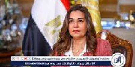 وزيرة التنمية المحلية والبيئة تعلن تسليم 20 أتوبيس كهربائي لوزارة النقل