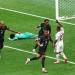 قطر بـ 10 لاعبين تتأخر أمام كندا 3-0 في شوط أول مثير بالمونديال