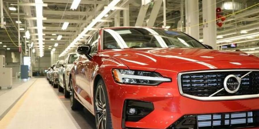 فولفو
      تطالب
      بتعويضات
      1.2
      مليار
      دولار
      بسبب
      الرسوم
      الجمركية
      والتأخيرات