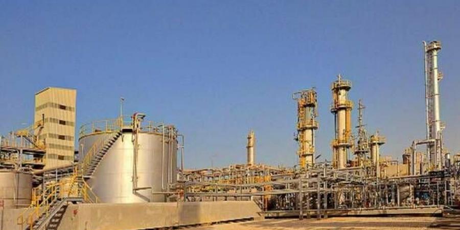 خسائر
      "كيمانول"
      ترتفع
      إلى
      427.3
      مليون
      ريال
      خلال
      الربع
      الثاني
      2025