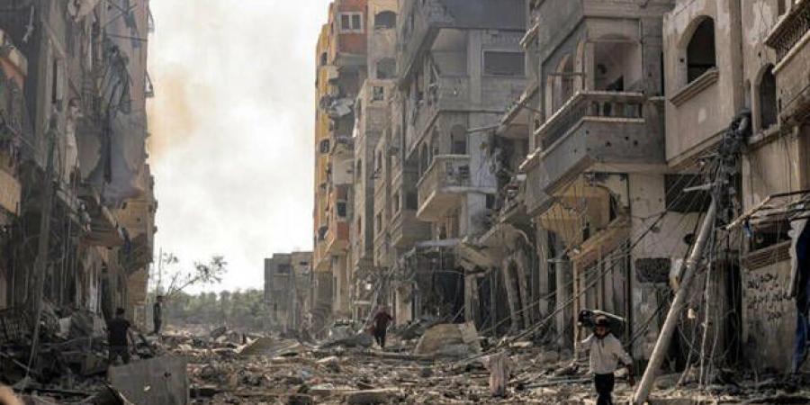 إعلام
      إسرائيلي
      يكشف
      تفاصيل
      اتفاق
      مرتقب
      لوقف
      النار
      وتبادل
      الأسرى
      في
      غزة