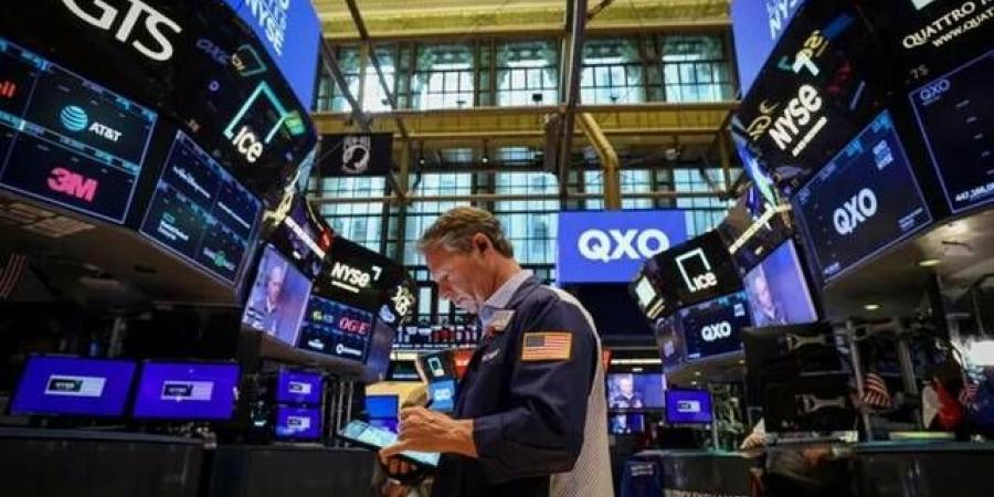 وول
      ستريت
      ترتفع
      جماعياً
      رغم
      محاولات
      ترامب
      فرض
      السيطرة
      على
      الاحتياطي
      الفيدرالي