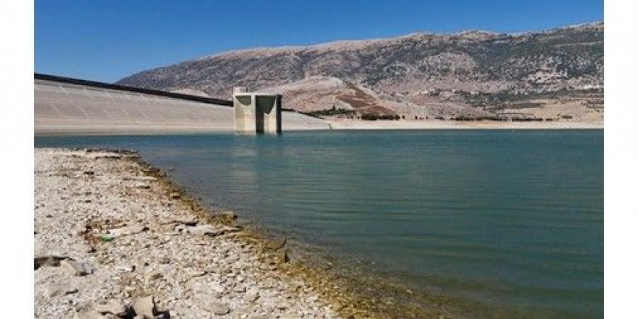 الجفاف
يضرب
بحيرة
القرعون
بعد
انخفاض
منسوبها
ويهدد
معامل
الكهرباء
على
نهر
الليطاني
بالتوقف
عن
العمل