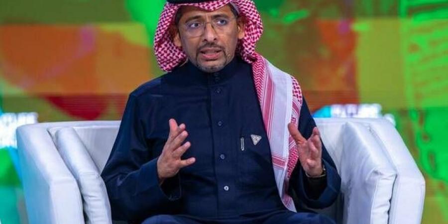 وزير
      الصناعة
      يبحث
      فرص
      تنظيم
      المعارض
      الصناعية
      بالمملكة
      مع
      "Messe
      Düsseldorf"