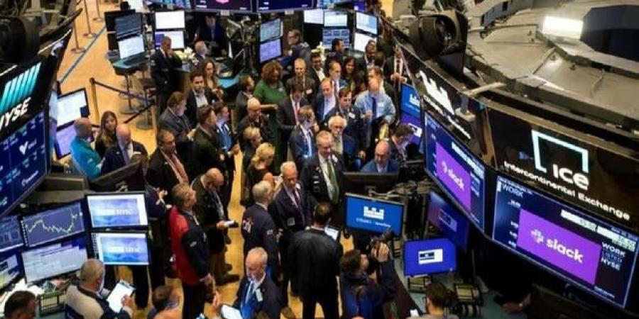 وول
      ستريت
      تغلق
      على
      تباين
      بين
      الاستقرار
      والمستويات
      القياسية
      مع
      محضر
      الفيدرالي