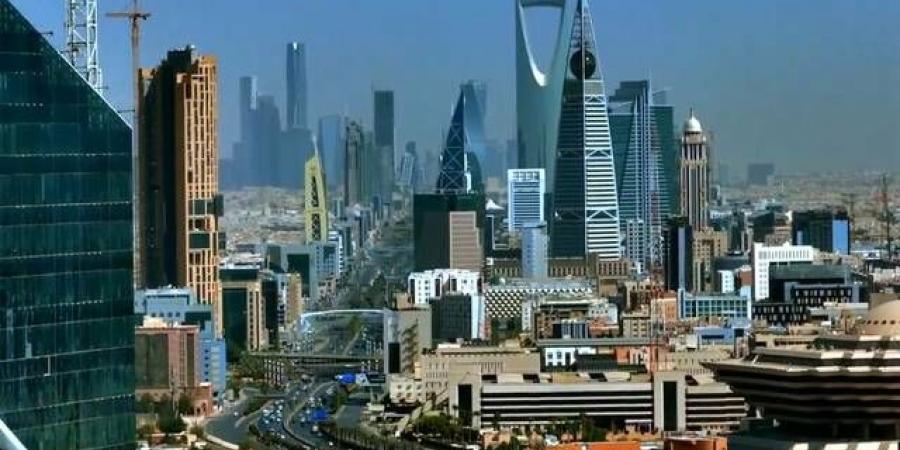 السعودية
      تجري
      محادثات
      مع
      بنوك
      عالمية
      للحصول
      على
      قرض
      بقيمة
      10
      مليارات
      دولار
