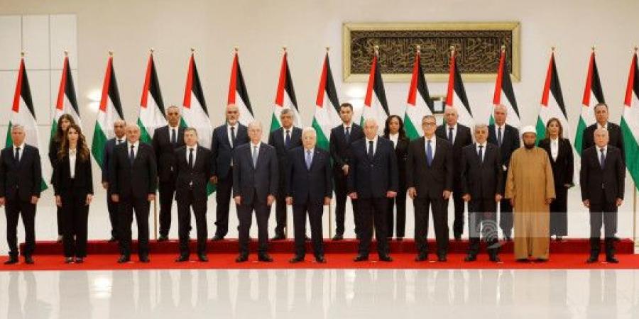 الحكومة الفلسطينية: تعديل وزاري في حقيبتي المالية والنقل والمواصلات