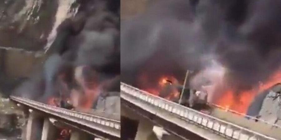 مأساة في المدينة المنورة:وفاة عشرات المعتمرين الهنود في حادث اصطدام حافلة بصهريج نفط