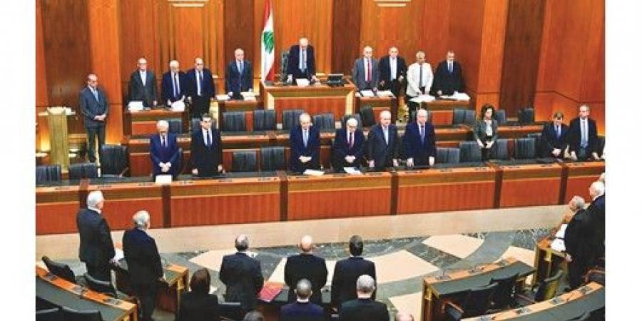 غارات
على
الجنوب
والبقاع
..
ورئيس
المجلس
النيابي:
رسالة
إسرائيلية
لـ
«مؤتمر
باريس»