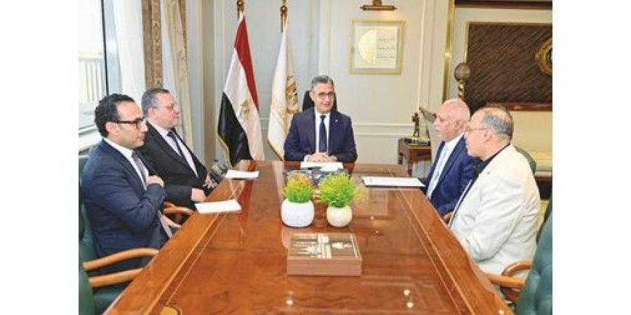 «التموين» تطلق خطة لتطوير منافذ التوزيع: «كاري أون» لتحديث منظومة السلع وتعزيز كفاءة السوق