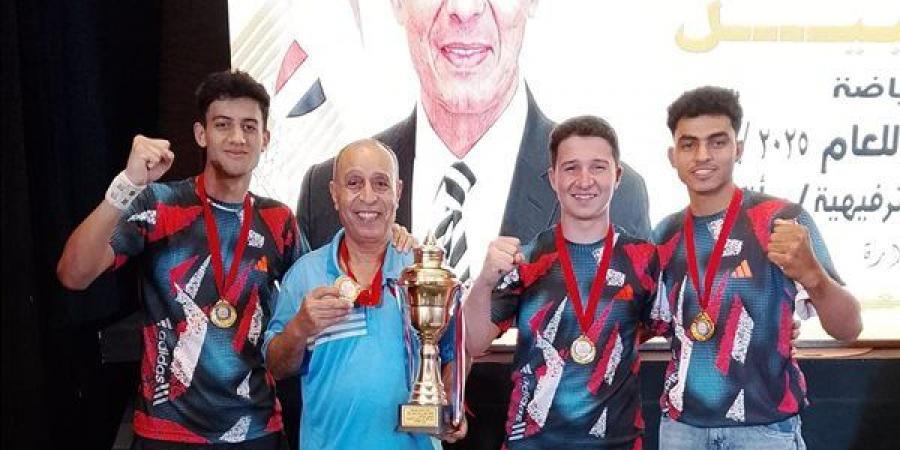 شباب دنديط يتوج بطلا للجمهورية ويحصد ذهبية تنس الطاولة بالإسكندرية