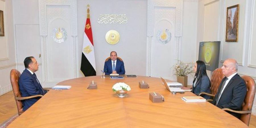 لصالح المواطنين الأولى بالرعاية، تكليفات حاسمة من السيسي لوزيرة التضامن بحضور مدبولي