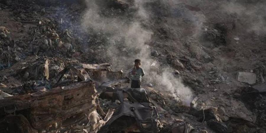 شهيد ومصابون في غارة من مسيرة إسرائيلية على منطقة المواصي بخان يونس