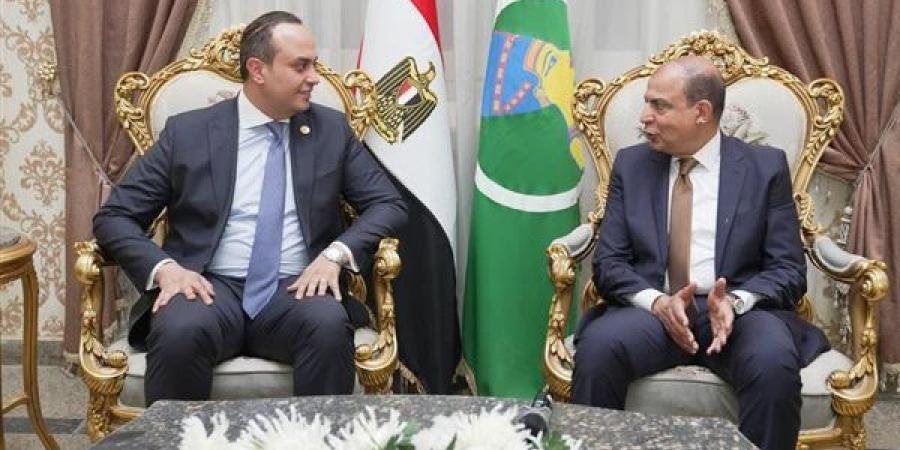 الرعاية الصحية: جاهزية المنشآت وتوافر الأدوية أولوية لنجاح منظومة "التأمين الشامل" بالمنيا