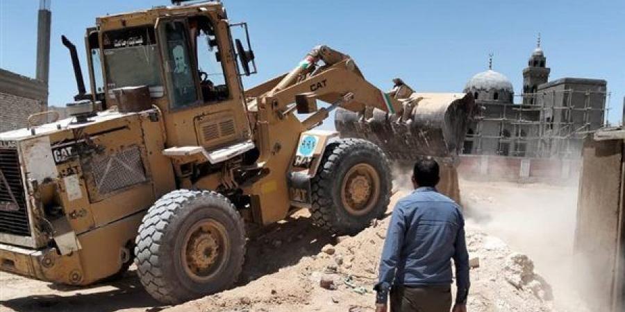 وزيرة الإسكان تصدر 4 قرارات إزالة لمخالفات بناء بمدينتي بني سويف الجديدة وبدر