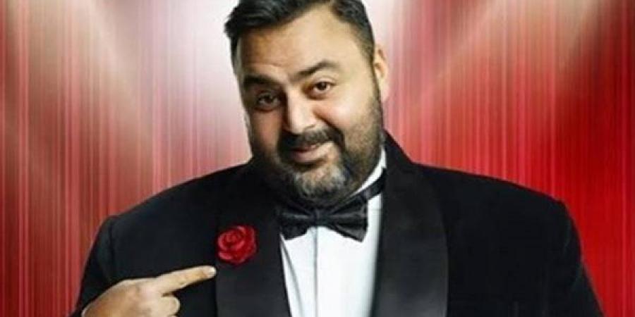 على أنغام أغنية أم الدنيا، شيكو يحتفل بتأهل مصر في دبي