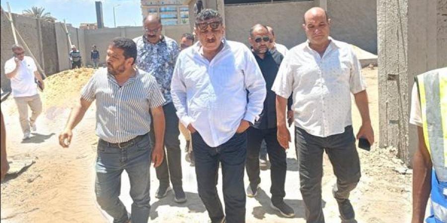 رئيس جهاز دمياط الجديدة يوجه بزيادة العمالة في إسكان "ديارنا" لمنع أي تهاون بالتشطيبات