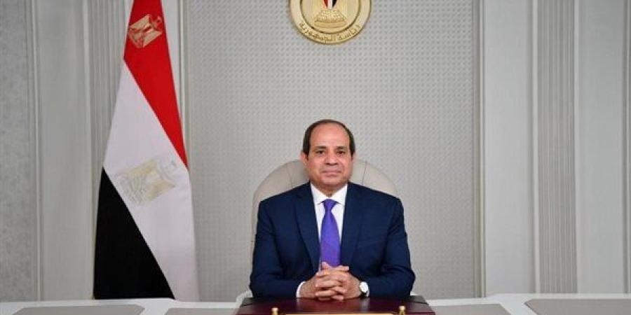 السيسي يشهد استعراض إمكانيات أجهزة الدولة لمجابهة الأزمات والكوارث.. ويؤكد: لدينا القدرة على التعامل مع الأزمات بكفاءة.. دور الدولة لا يقتصر على مواجهة الأزمات بل يمتد إلى الاستشراف وتطوير التقديرات