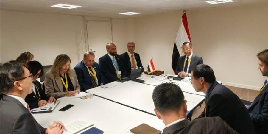 وزير الاتصالات يبحث مع نظيره الكيني سبل تعزيز التعاون المشترك