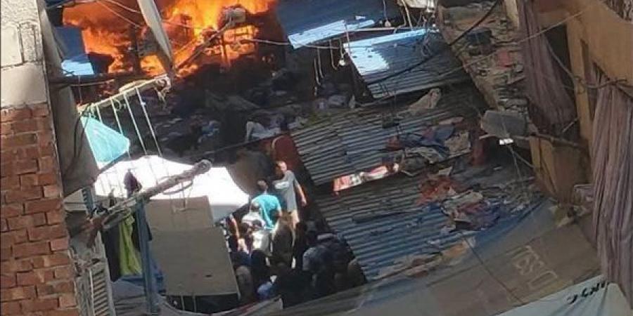 حريق هائل بمحلات تجارية في منطقة الفلكي بالإسكندرية (صور)
