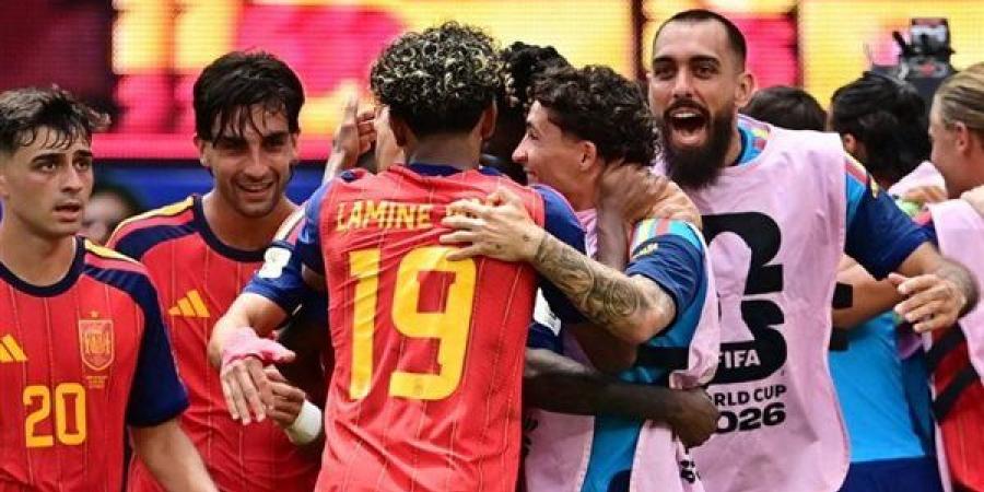 أول تعليق من مدرب إسبانيا على التأهل لربع نهائي المونديال وصدام فرنسا