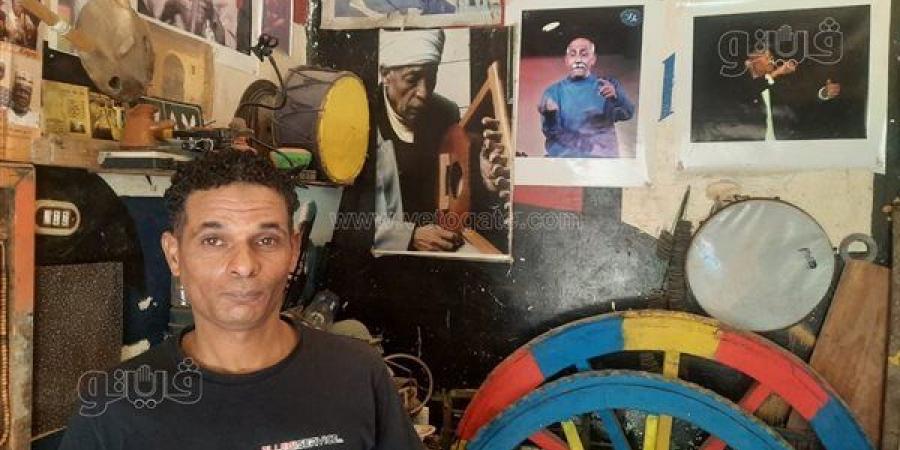 للحفاظ على التراث، قريب الفنان مرسي بركة يقترح تدريس فن السمسمية بكلية التربية الموسيقية بجامعة القناة (فيديو وصور)