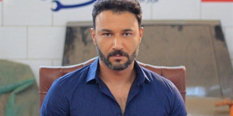 بعد أزمة محمد العمروسي، متى يسقط الحق في "شقة الحضانة" قانونًا؟