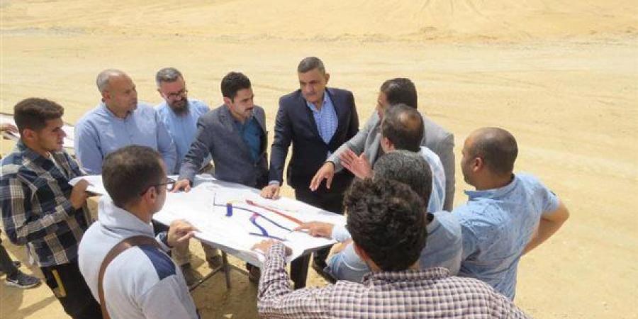 مسؤولو هيئة المجتمعات العمرانية يتفقدون مشروعات العبور الجديدة