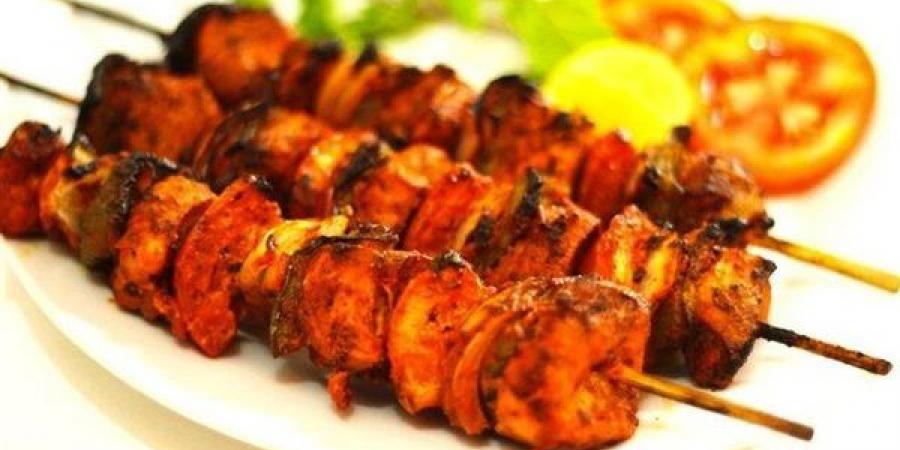 طريقة عمل الشيش طاووق بتتبيلة غنية ونكهات مميزة