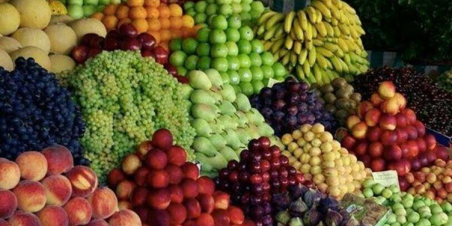 أسعار الفاكهة اليوم، قفزة غير متوقعة في العنب والتفاح البلدي والجوافة "تغري" المصريين