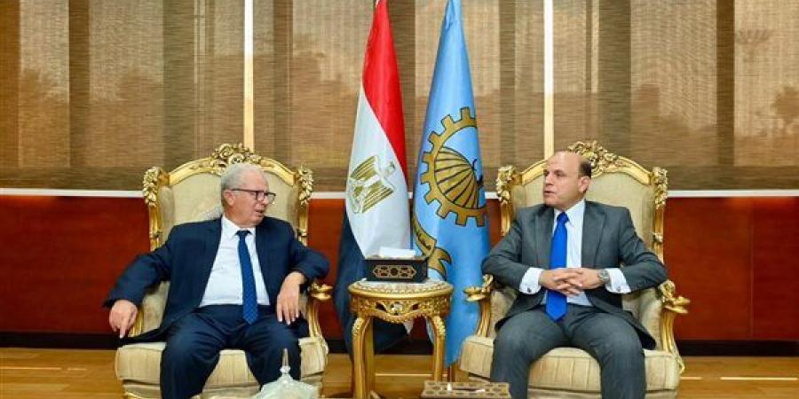 حسين عيسى من الغربية: الصناعة قاطرة النمو.. وتطوير غزل المحلة أولوية قومية