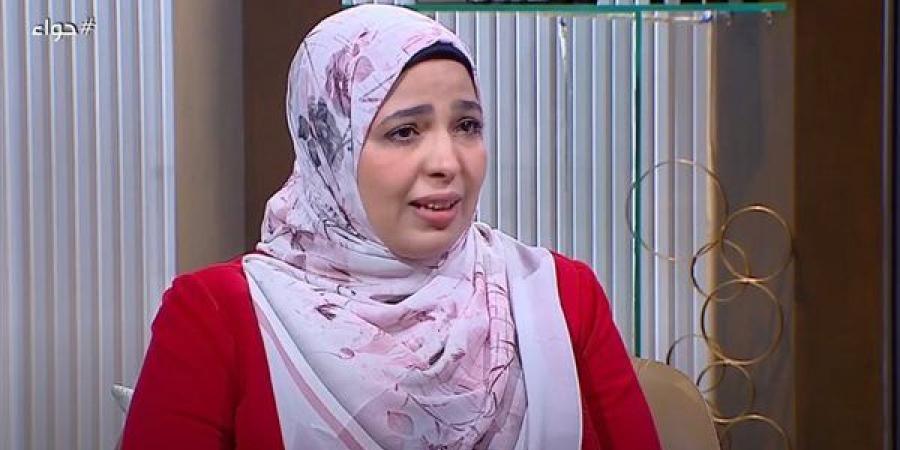 ما حكم ما تفعله النساء من نياحة وتعديد محاسن الميت؟ أمينة الفتوى تجيب (فيديو)