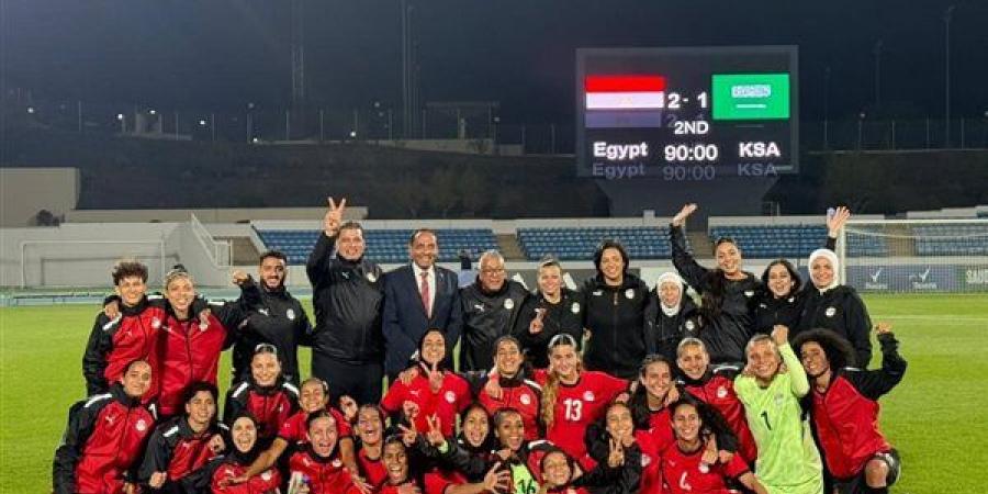 منتخب الكرة النسائية يواجه زامبيا الليلة في افتتاح مشواره ببطولة أمم أفريقيا