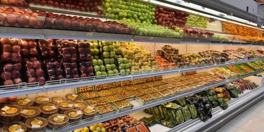إنفاق المستهلكين الأسبوعي عبر نقاط البيع يواصل تراجعه إلى 12.26 مليار ريال
