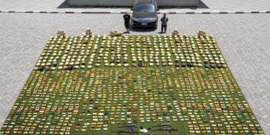 ضربة استباقية جديدة، سقوط 2 طن سموم و95 قطعة سلاح في قبضة الشرطة