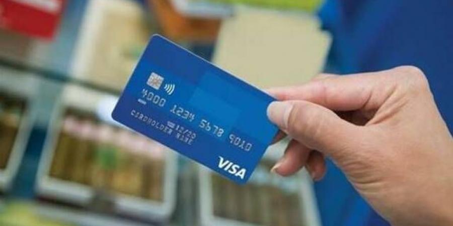 "فيزا" تعتزم تسريح 7% من موظفيها