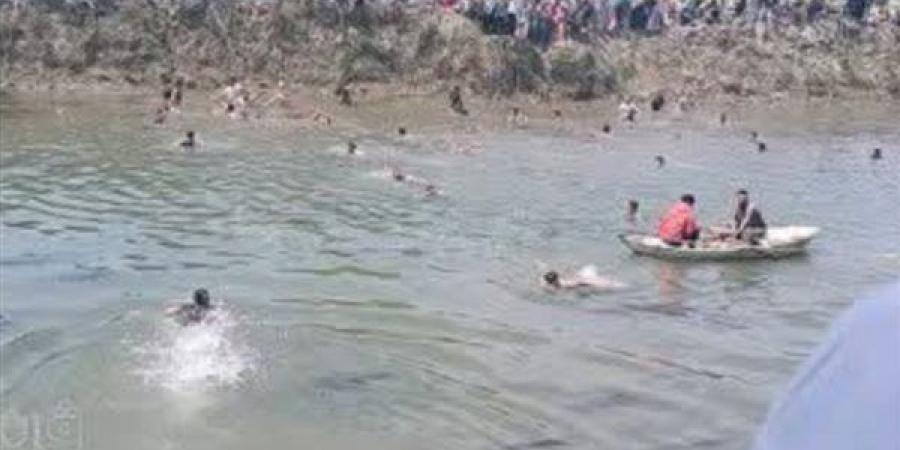 مصرع طفل غرقا في ترعة أمام منزله بالدقهلية