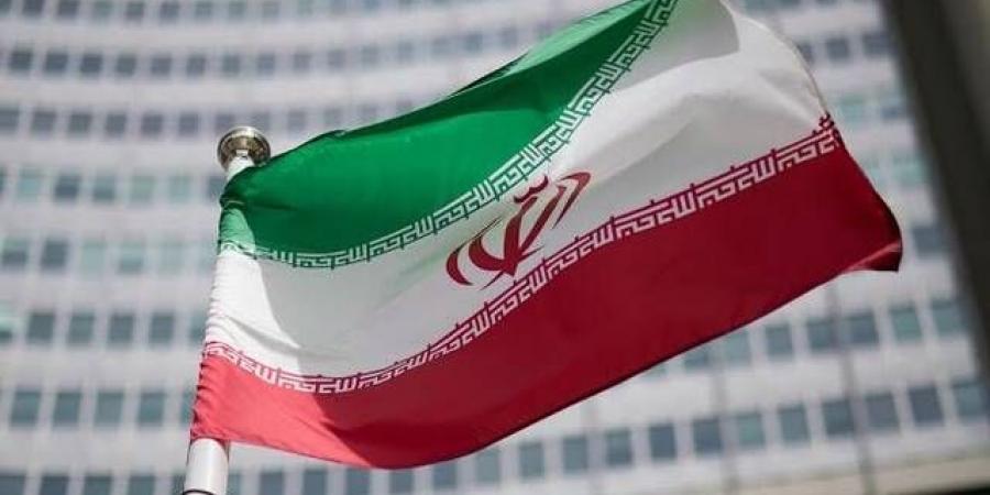 إيران تحذر واشنطن من أي تصعيد.. وتؤكد استعدادها للرد على أي عدوان