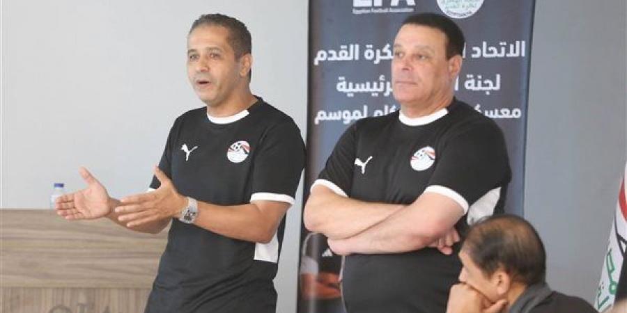 تحليل الحالات الجدلية في كأس العالم بمعسكر إعداد الحكام