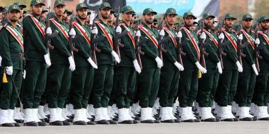 خامنئي: يجب تعميق وتوسيع ثقافة المقاومة والتعبئة في إيران